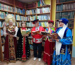 Завершился фотоконкурс «Читаем в национальном стиле»
